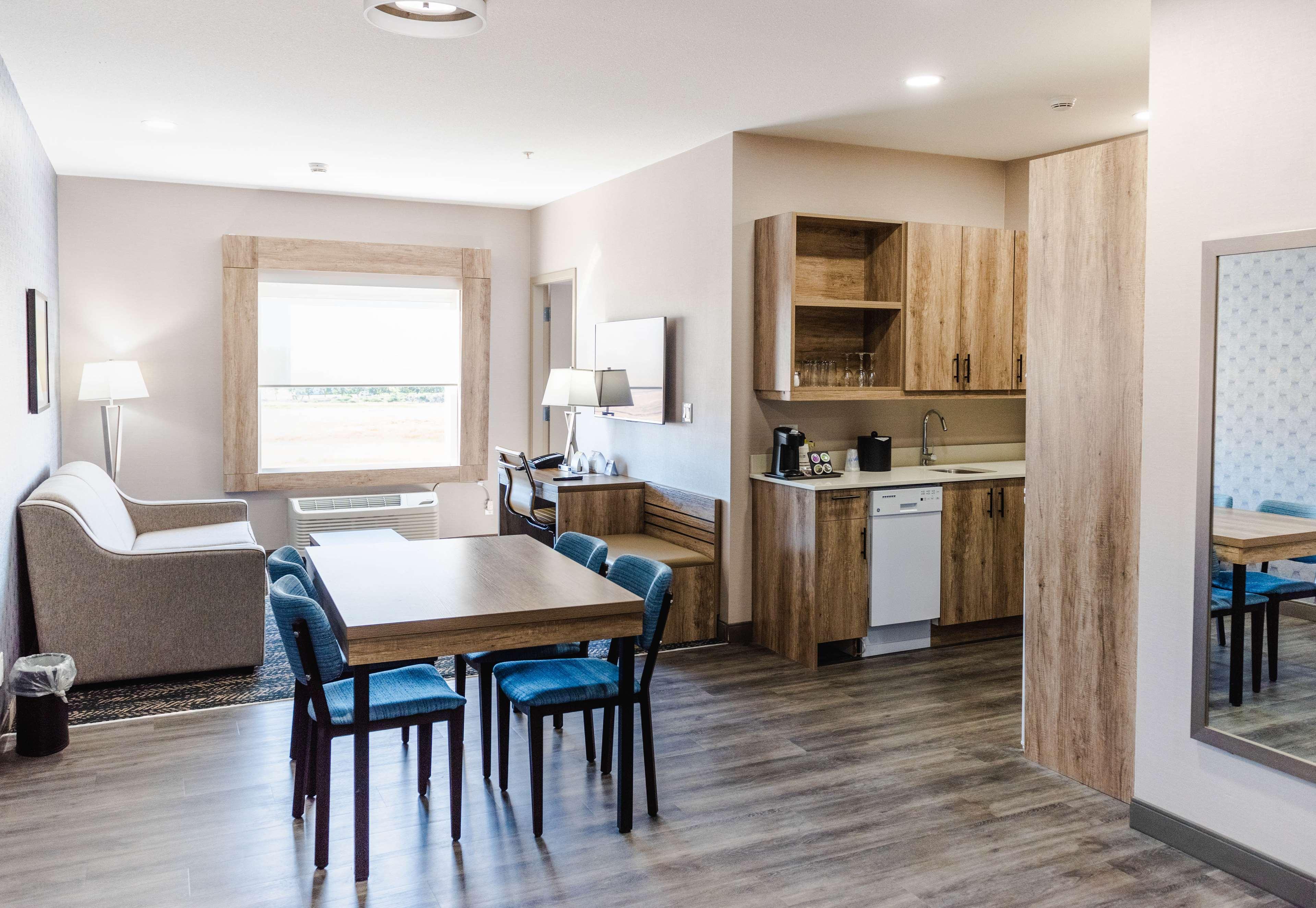Best Western Premier Executive Residency Medicine Hat Eksteriør billede